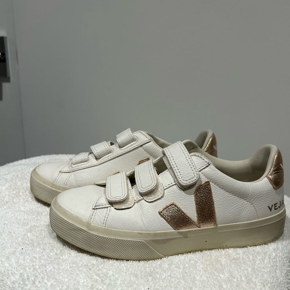 Veja Reclife Metallic